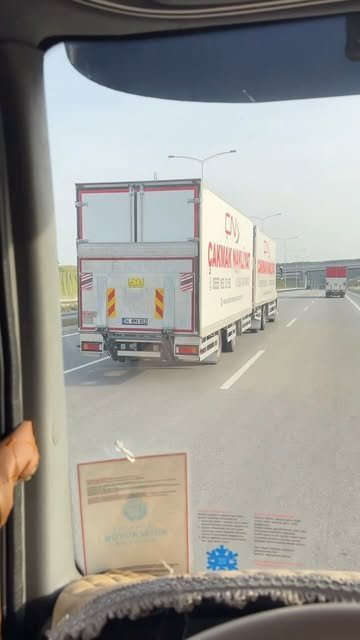Şehirlerarası yolda organizasyon nakliyesi